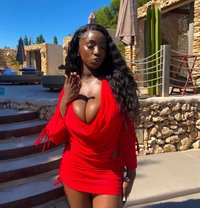 Berry - escort in Dubai