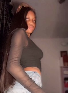 Berryslim - adult performer in Lagos, Nigeria Photo 1 of 3