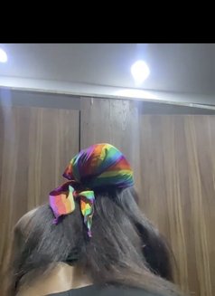 Berryslim - adult performer in Lagos, Nigeria Photo 3 of 3