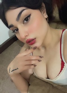 Besan - Transsexual escort in Beirut Photo 15 of 15