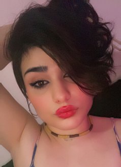 Besan - Transsexual escort in Beirut Photo 8 of 15