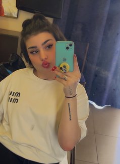 Besan - Transsexual escort in Beirut Photo 15 of 15