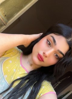 Besan - Transsexual escort in Beirut Photo 26 of 29