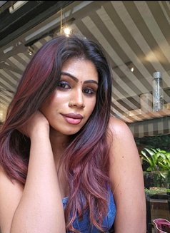 Bessy queen mynaa - Transsexual escort in Chennai Photo 8 of 12