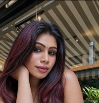 Bessy queen mynaa - Transsexual escort in Chennai Photo 11 of 11