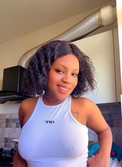 Best African Girls in Chandigarh - Agencia de putas in Chandigarh Photo 18 of 19