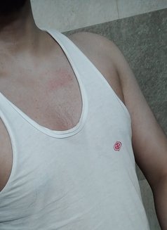 Best Aryaan - Male escort in New Delhi Photo 2 of 3