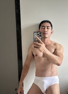 Best Asian - Male escort in Bangkok Photo 6 of 8