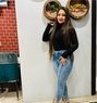 Komal Escorts service - Agencia de putas in Faridabad Photo 1 of 3