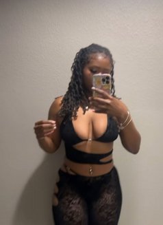 Best - escort in Riyadh Photo 4 of 6