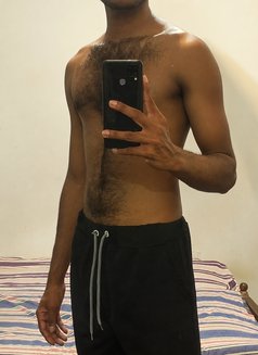 Best Escort Guy for Ladies - Male escort in Colombo Photo 1 of 4