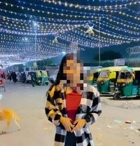 Hi am varsha independent call-girl - escort in Hyderabad