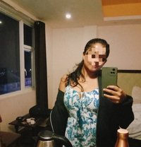 Best Escort Service in Gurgaon - puta in Gurgaon