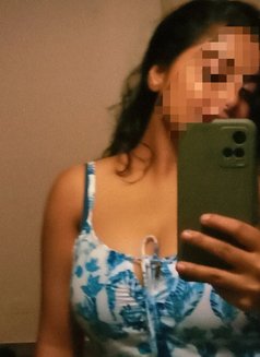 Best Escort Service in Gurgaon - puta in Gurgaon Photo 3 of 3