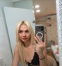 Best (GFE)camshow - escort in Taipei Photo 7 of 11
