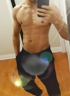 Best Gigolo - Acompañantes masculino in Islamabad Photo 2 of 4
