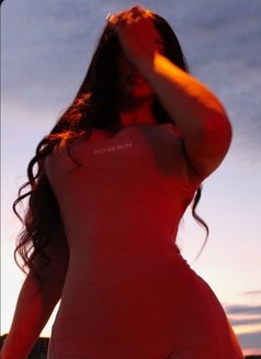 SHEMALE ORANGE VIP Muscat🧡 - Transsexual escort in Muscat Photo 2 of 9