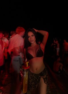 Best girl in Town - Transsexual escort in Cebu City Photo 3 of 12