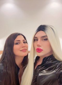 Best Group Girl and Shemale 🇷🇺 🇹🇷 - Transsexual escort in Riyadh Photo 7 of 8