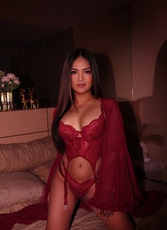 BEST OF BOTH WORLD (with poppers) - Transsexual escort in Bangkok Photo 7 of 23