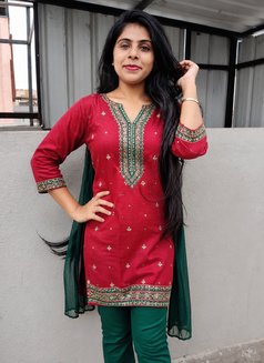 Make every meeting memorable with friend - escort in Hyderabad Photo 1 of 4