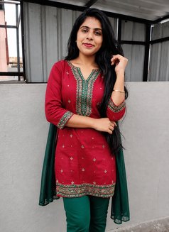 Make every meeting memorable with friend - escort in Hyderabad Photo 3 of 4