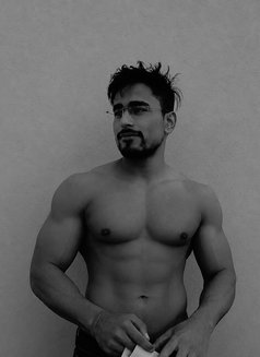 Best in Jaipur 100% Satisfaction Rate - Male escort in Jaipur Photo 1 of 9
