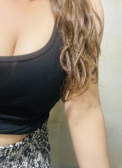 Best Incall Sessions - escort in Colombo Photo 1 of 2