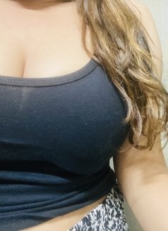 Best Incall Sessions - escort in Colombo Photo 2 of 2