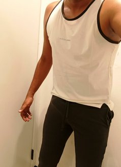 Best independent Massage Escorts - Male escort in Colombo Photo 3 of 30