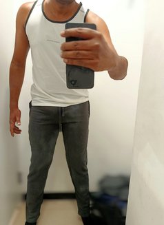 Best independent Massage Escorts - Male escort in Colombo Photo 4 of 30