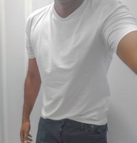 Best independent Massage Escorts - Male escort in Colombo