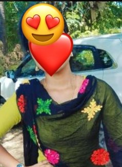 Best Ladkiyan North South Girls - escort in Kolkata Photo 2 of 5