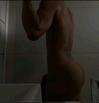 Best Massager - Male escort in Beirut
