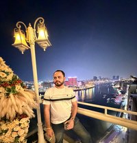 Best Massuer - Male escort in Dubai