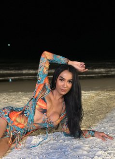 LUSTY LADYBOY - Transsexual escort in Bangkok Photo 2 of 30