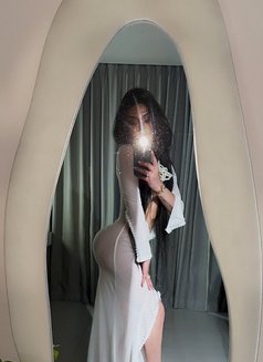 Best of the Best Mistress - Transsexual escort in Bangkok Photo 4 of 5