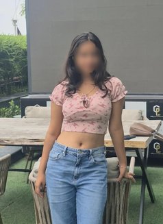 BEST PRICE GENUINE GIRL NOIDA CALL GIRL - escort in Noida Photo 2 of 5