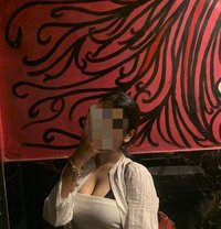 Best Service Girl Available - puta in Hyderabad