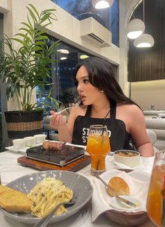 BEST SERVICE IN TOWN / HEBA - Transsexual escort in Al Ain Photo 4 of 18