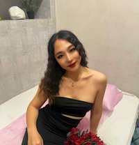 Best Service Massage - Transsexual escort in Dubai