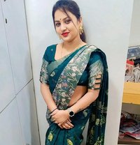 Best Sex Service 100% Safe and Secure - puta in Noida Photo 1 of 4