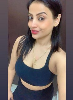 Best Sex Service 100% Safe and Secure Pl - puta in Kochi Photo 1 of 9