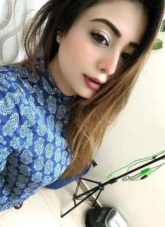 Best Sex Service 100% Safe and Secure Pl - puta in Kochi Photo 5 of 9