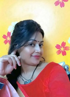 Best Sex Service 100% Safe and Secure Pl - puta in Surat Photo 4 of 7