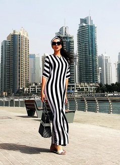Best Shemale Dinara Xxl - Transsexual escort in Dubai Photo 9 of 9