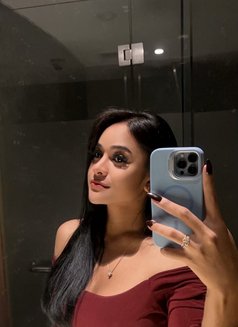 BEST SUCK VERSTAIL BIG DICK CUM TOGETHE - Transsexual escort in Bali Photo 27 of 30