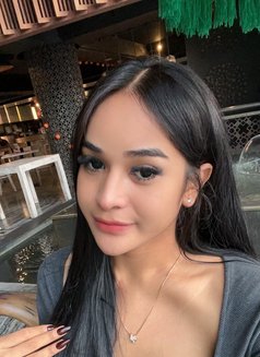 BEST SUCK VERSTAIL BIG DICK CUM TOGETHE - Transsexual escort in Bali Photo 28 of 30