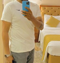 Best Travel Partner - Acompañantes masculino in Colombo