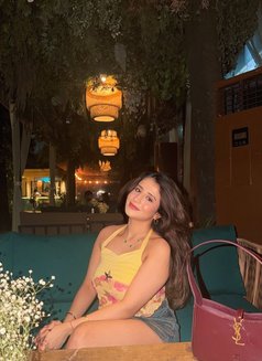 Best' Vip Escort Service - escort in Maldives Photo 1 of 3